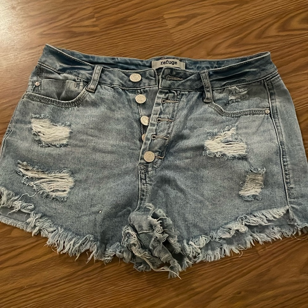 Button Fly denim shorts • Size 6